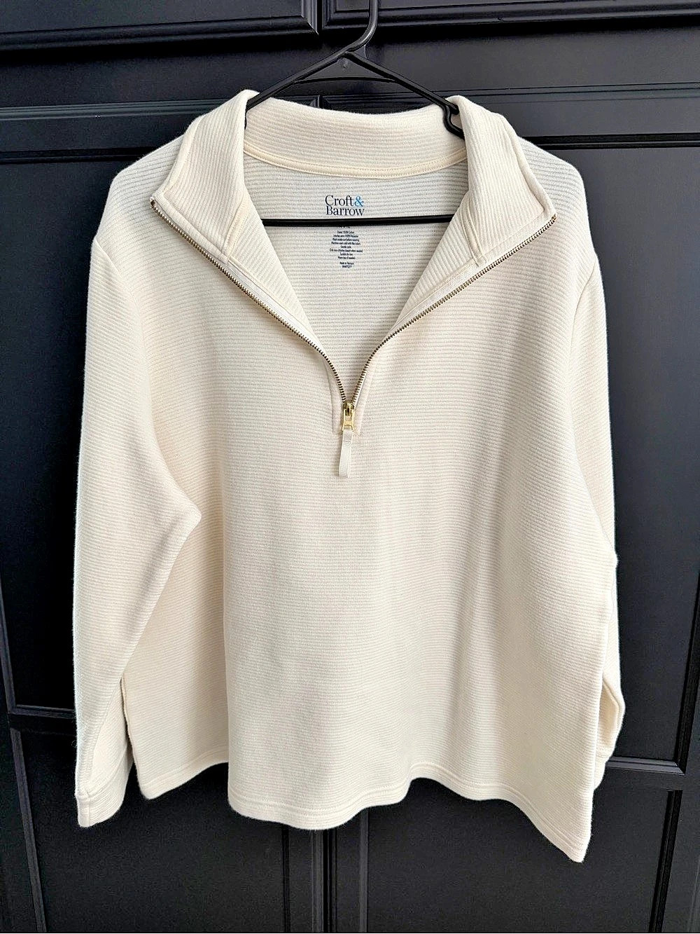 Croft & Barrow Quarter Zip Pullover in Cream Size Medium Like New
